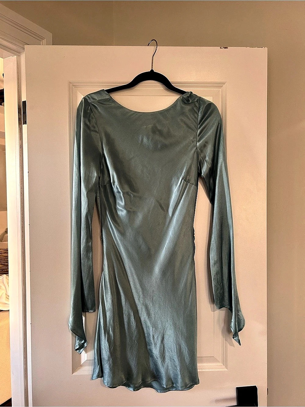 MESHKI Cora Dress Open Back Mini Dress in Green Size XS NWT